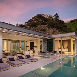 Luxury Home Rental TMG