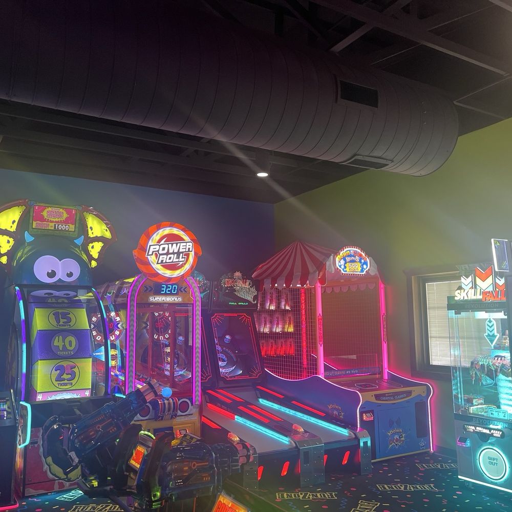 Pizza Ranch - Pin Ball Station - Chicken Wings Near Me - Norwalk, Iowa Pizza Ranch - Pin Ball Station - Chicken Wings Near Me - Norwalk, Iowa