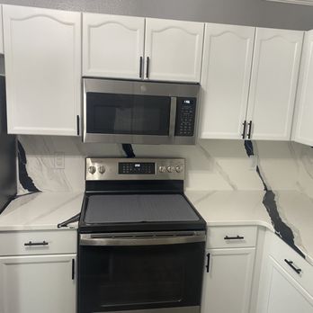 FPG Stone - WOW! Full height backsplash. - Countertop Installation Near Me - Concord, North Carolina