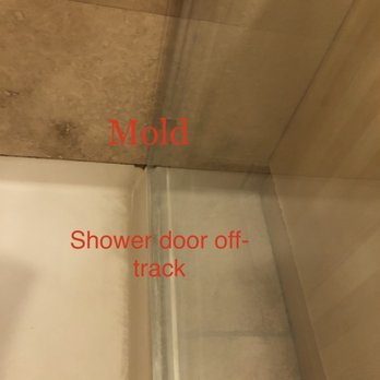 Sand Pebbles Resort - Shower door off track - Hotels Near Me - Solana Beach, California Sand Pebbles Resort - Shower door off track - Hotels Near Me - Solana Beach, California