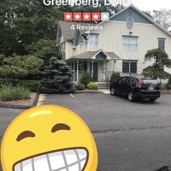 Randy J Greenberg, DMD - Photobomber says, "For the very best in dental care, come see Doctor Greenberg."