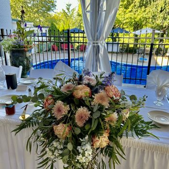 Tara - A Country Inn - Hotels Near Me - Clark, Pennsylvania