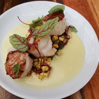 Cafe Ba-Ba-Reeba! - Seared Scallops with Corn & Pepper Salad & Sweet Corn Bisque - Spanish Near Me - Chicago, Illinois