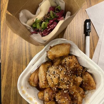 ONGI - Soy garlic chicken is big portion, good flavor. Beef bun is tasty. - Korean Near Me - New York, New York ONGI - Soy garlic chicken is big portion, good flavor. Beef bun is tasty. - Korean Near Me - New York, New York