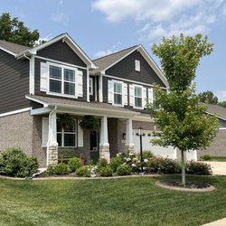 Bee Green Organic & Traditional Lawn & Plant Healthcare