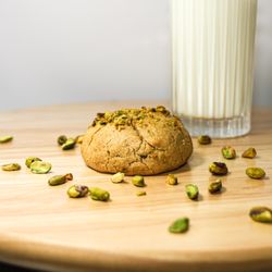 Sweets by Nika - Pistachio Cookie
