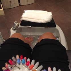 Best Style Nails & Spa Studio - Hot stone mani-pedi