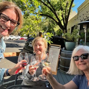 Thumbprint Cellars - Art Galleries Near Me - Healdsburg, California