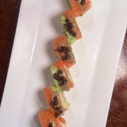 Tanoshii West Loop - Salmon & Avacado