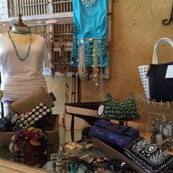 Cyrese & Company - Clothing for all styles, sizes for everyone XS-XXL