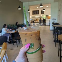 Joe Van Gogh - Iced vanilla oat latte at their soft opening - lifewithhanny