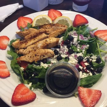 Rick's Reef - Blackened chicken salad - Seafood Near Me - St. Pete Beach, Florida