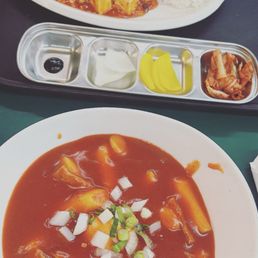 Top: Mapo tofu bottom: tteokbokki with ramen noodles Top: Mapo tofu bottom: tteokbokki with ramen noodles