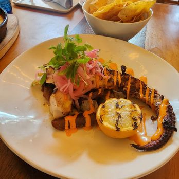 Hacienda Cazadores - Mexican Near Me - La Mesa, California