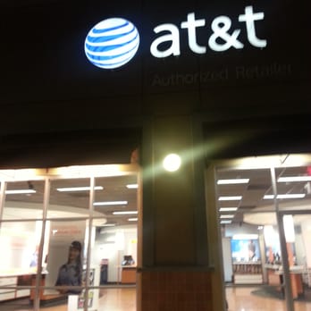AT&T Store - The entrance - Mobile Phones Near Me - Stockton, California