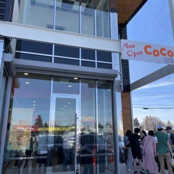 Coco fresh Tea And Juice - customers entering the store - Bubble Tea Near Me - Edmonton, Alberta Coco fresh Tea And Juice - customers entering the store - Bubble Tea Near Me - Edmonton, Alberta
