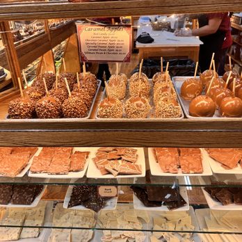 Savannah's Candy Kitchen - Desserts Near Me - Nashville, Tennessee Savannah's Candy Kitchen - Desserts Near Me - Nashville, Tennessee