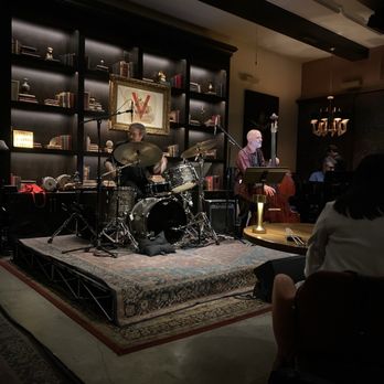 Verse - Live band - Seafood Near Me - Toluca Lake, California