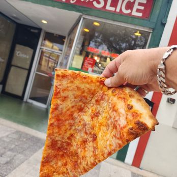 Mauro's Pizza - Pizza Near Me - Hollywood, Florida