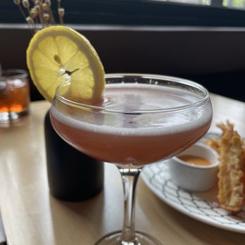 jimoto - strawberry mocktail - Sushi Bars Near Me - Winnetka, Illinois jimoto - strawberry mocktail - Sushi Bars Near Me - Winnetka, Illinois