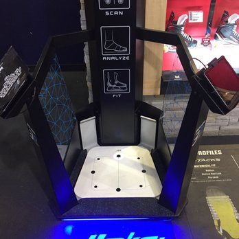 Pro Hockey Life - Sizes you for skates with a scanner! - Hockey Equipment Near Me - Edmonton, Alberta Pro Hockey Life - Sizes you for skates with a scanner! - Hockey Equipment Near Me - Edmonton, Alberta