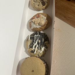 Cannoli, cookies and cream, strawberry crumb cake, semi sweet chocolate chunk Cannoli, cookies and cream, strawberry crumb cake, semi sweet chocolate chunk