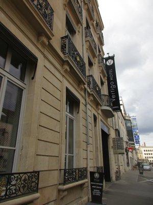 Vertigo Hotel by null