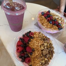Bottom bowl is the 'Love on Top' bowl Bottom bowl is the 'Love on Top' bowl