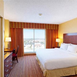 Embassy Suites by Hilton Norman Hotel & Conference Center - Guest room