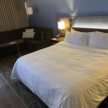 Buffalo Marriott at LECOM HARBORCENTER - Hotels Near Me - Buffalo, New York Buffalo Marriott at LECOM HARBORCENTER - Hotels Near Me - Buffalo, New York