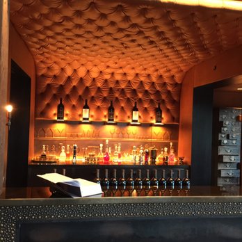 Trinchero Napa Valley - The bar - Wineries Near Me - St Helena, California Trinchero Napa Valley - The bar - Wineries Near Me - St Helena, California