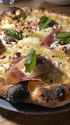 L'Artisteria Pizzeria by null