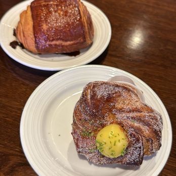 1228 Main - Lemon cruffin and chocolate croissant - Bakeries Near Me - Las Vegas, Nevada 1228 Main - Lemon cruffin and chocolate croissant - Bakeries Near Me - Las Vegas, Nevada