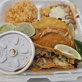 Birria - Bite los Arcos - Quest chicken burrito tacos - Mexican Near Me - Las Vegas, Nevada