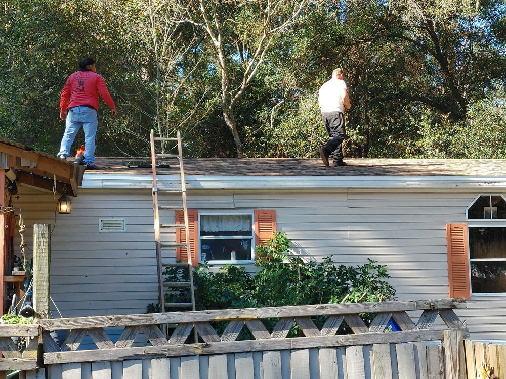 Slide of Roof Commander