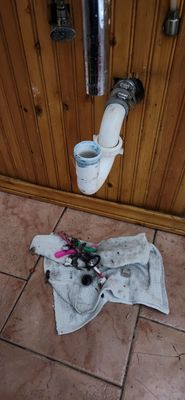 Hero's Drain Care Logo