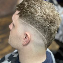 Mid Drop Hawk Fade with part Textured Top