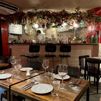 Sensi Bistro - Inside - Tapas/Small Plates Near Me - Barcelona, B Sensi Bistro - Inside - Tapas/Small Plates Near Me - Barcelona, B