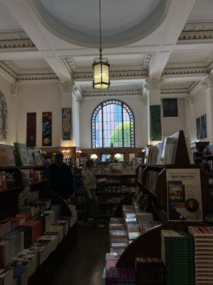Munro's Books by null