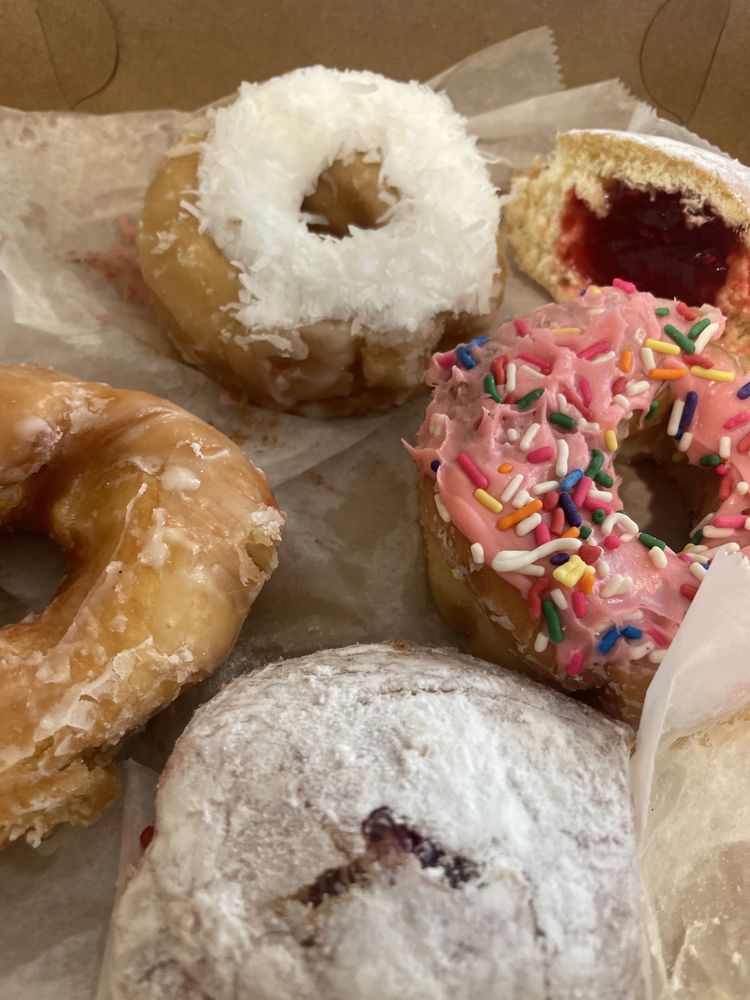 CORNER BAKERY 15 Photos & 47 Reviews 36 Market St, Onancock