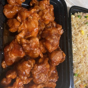 Wok's Cookin' - Orange Chicken - solid with a very thick sweet sauce - Chinese Near Me - Castaic, California