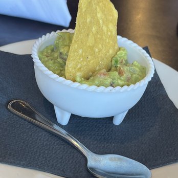 Frida - Small guacamole - Mexican Near Me - West Hartford, Connecticut