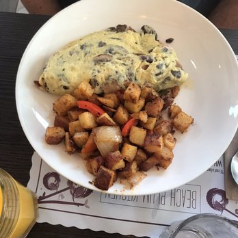 Beach Plum Kitchen - Omelette with potatoes - New American Near Me - Carlsbad, California