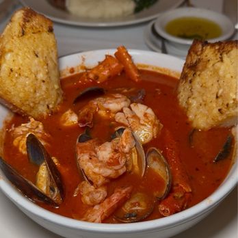La Strada - Cioppino - Italian Near Me - San Pablo, California