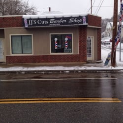 Jj's Cuts - Snip, snip, and the husband looks amazing! Located right on Plainfield!