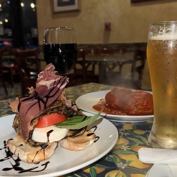 La Famiglia - Bruschetta and Side of Meatballs appetizers - Italian Near Me - Miramar, Florida La Famiglia - Bruschetta and Side of Meatballs appetizers - Italian Near Me - Miramar, Florida