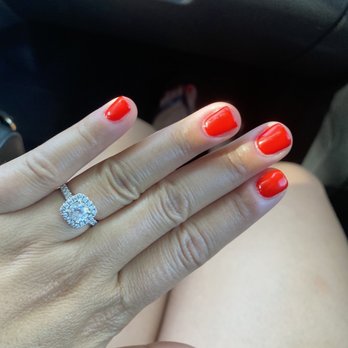 Gloss Nails Studio - Gel Manicure - Nail Salons Near Me - Santa Clarita, California
