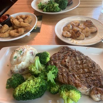 Applebee's Grill + Bar - American Near Me - El Cajon, California Applebee's Grill + Bar - American Near Me - El Cajon, California
