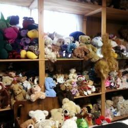 Shirley's Doll House - Teddybear to hug