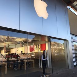 Apple Twenty Ninth Street